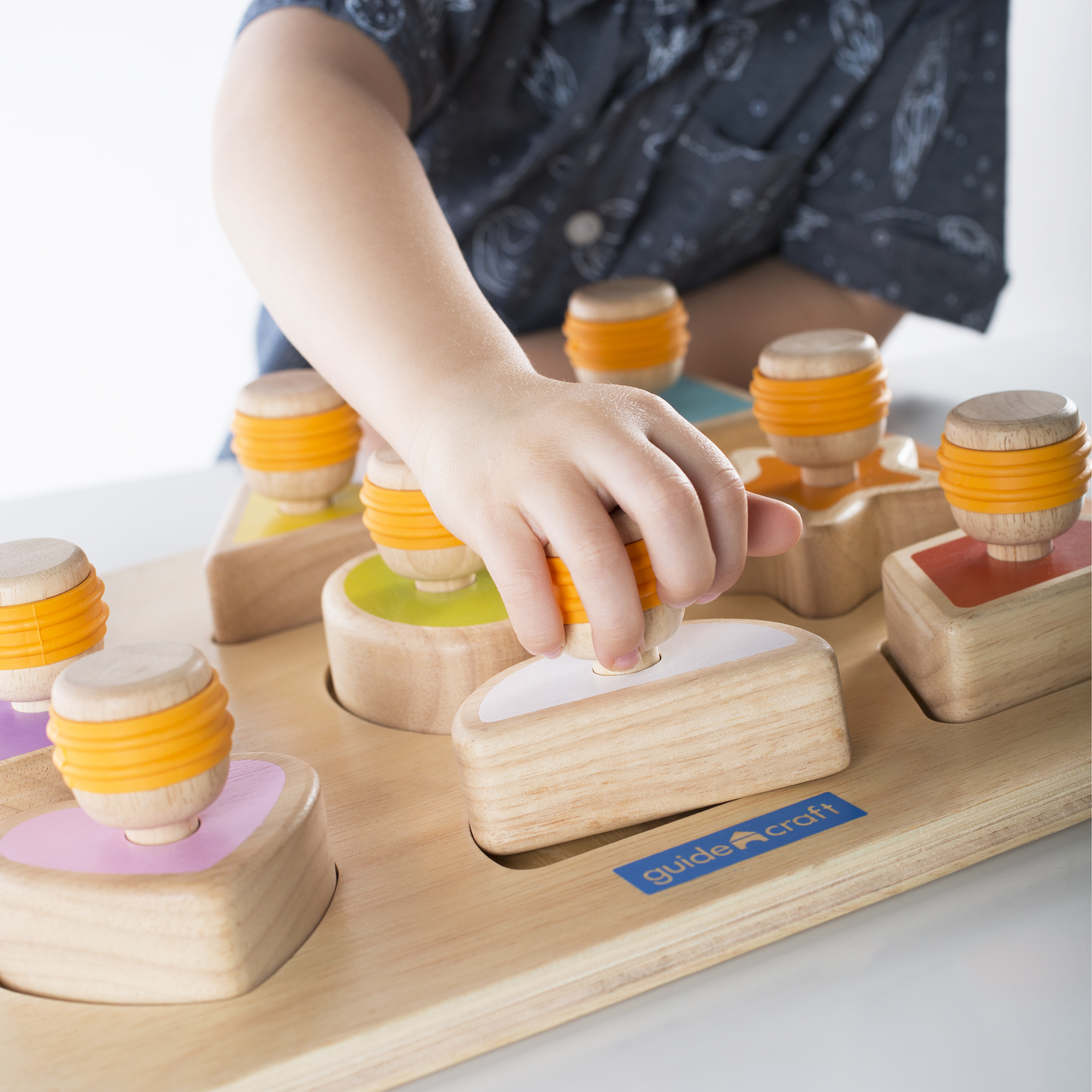 Shape Sorter G6742 > MANIPULATIVE > Alco of Canada